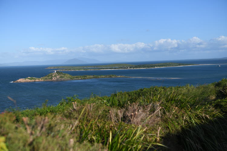 To Bowen 018 Small